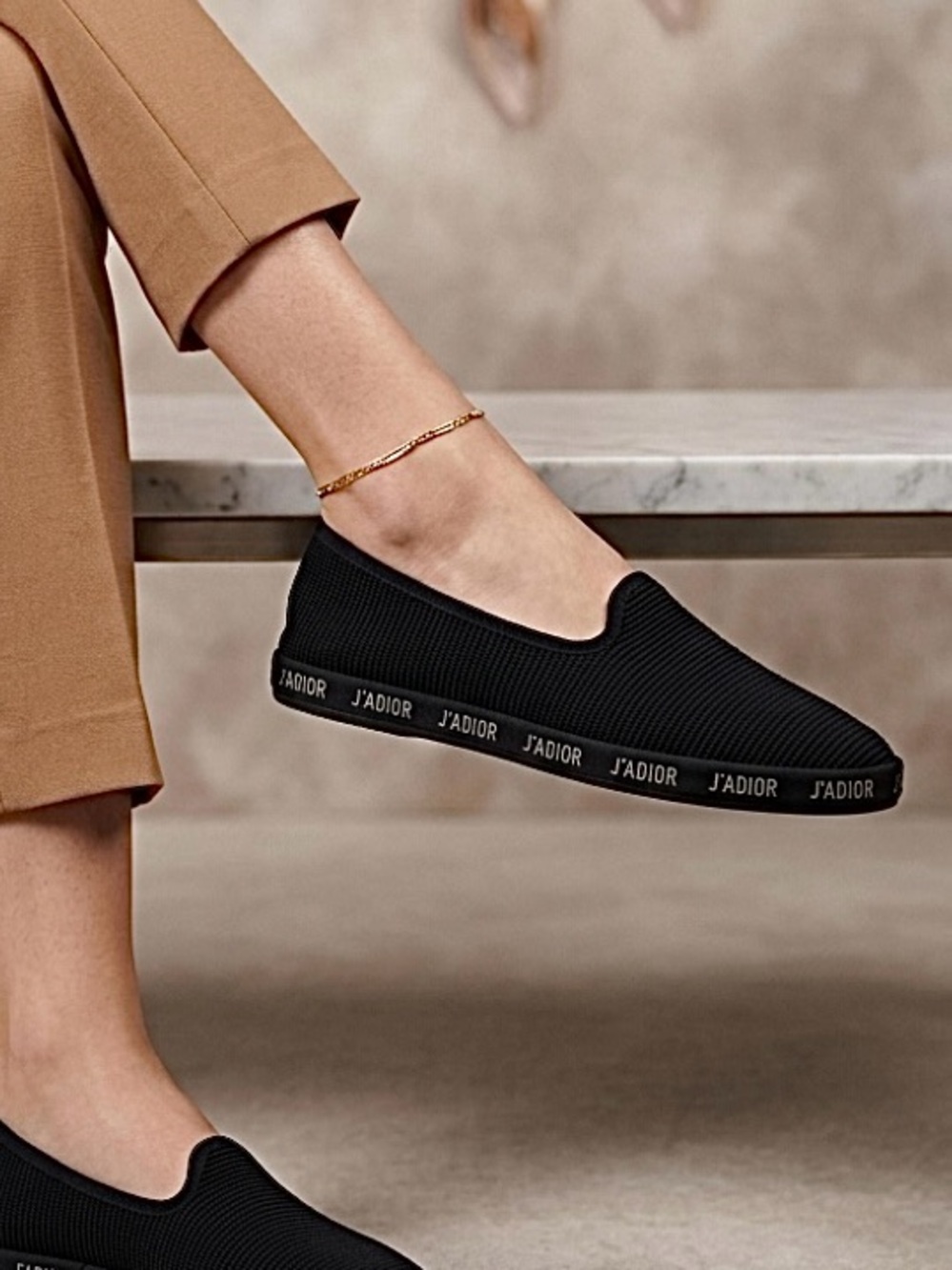 CHRISTIAN DIOR Black J’ADIOR Slip-On Size 8